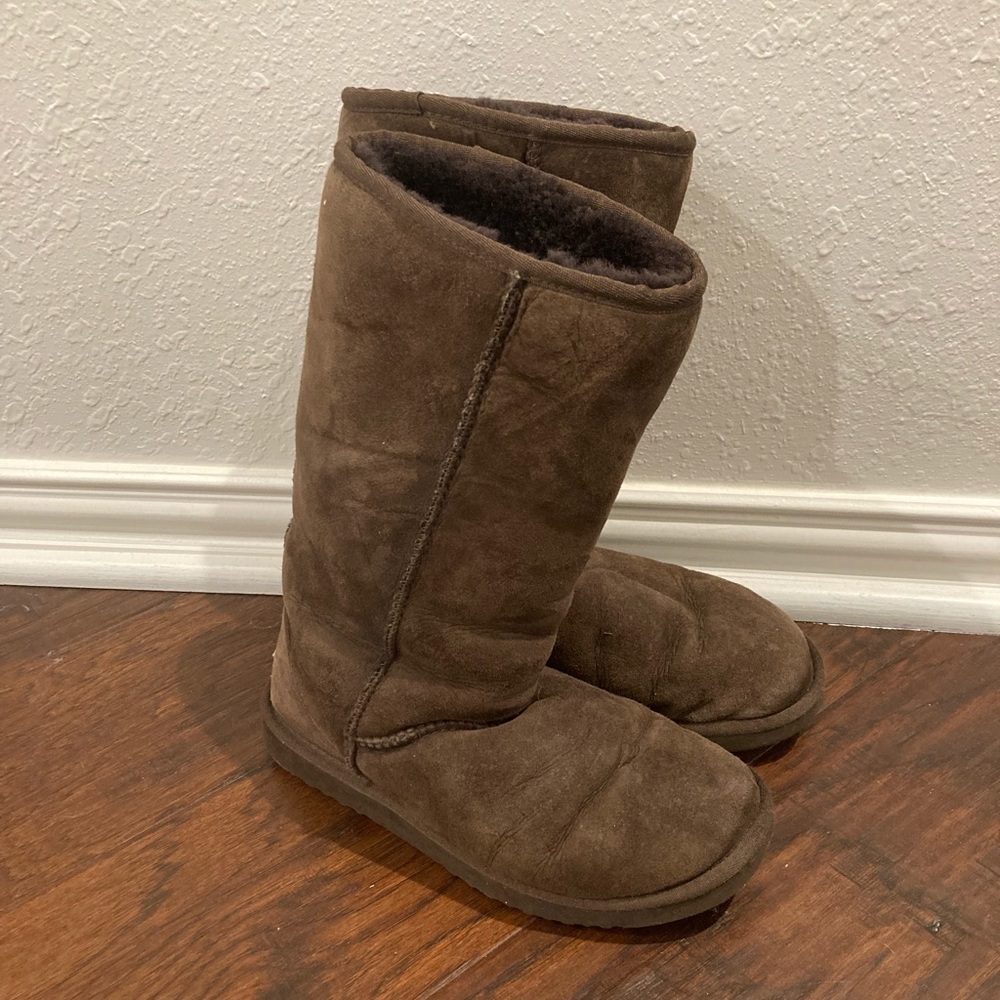 Ugg Classic Boot - image 2